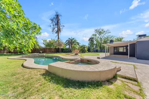 Exterior - 2425 E Harvard St, Phoenix, AZ 85008 photo 9 of 22