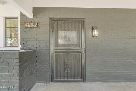 Exterior - 2425 E Harvard St, Phoenix, AZ 85008 photo 16 of 22