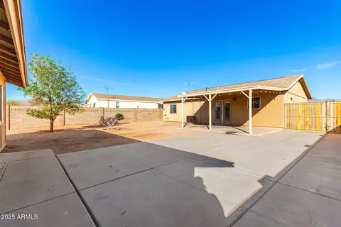 Exterior - 848 N Main Dr, Apache Junction, AZ 85120 photo 2 of 2