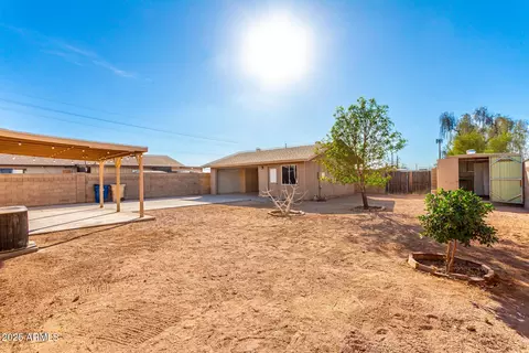 Exterior - 848 N Main Dr, Apache Junction, AZ 85120 photo 1 of 2