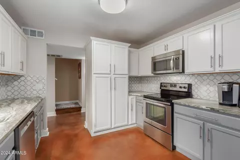 Kitchen - 2331 Evans Dr, Phoenix, AZ 85022 photo 1 of 4