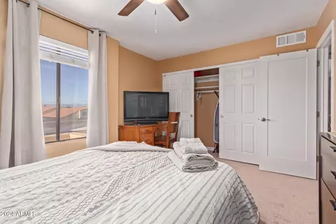 Bedroom - 2331 Evans Dr, Phoenix, AZ 85022 photo 5 of 9