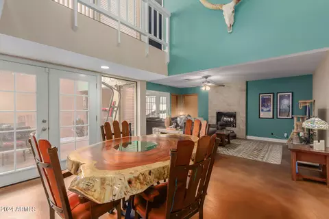 Dining - 2331 Evans Dr, Phoenix, AZ 85022 photo 1 of 3