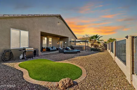 906 E Beautiful Ln, Phoenix, AZ 85042