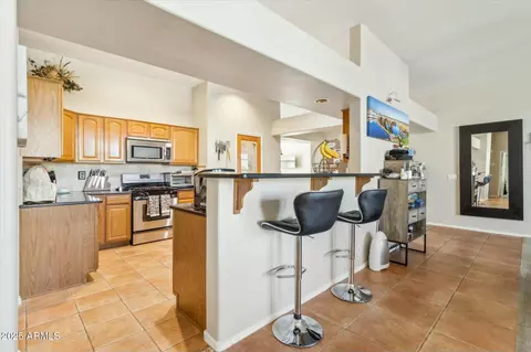 906 E Beautiful Ln, Phoenix, AZ 85042 photo 8