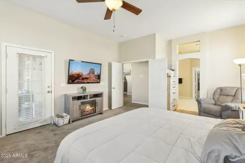 906 E Beautiful Ln, Phoenix, AZ 85042 photo 13