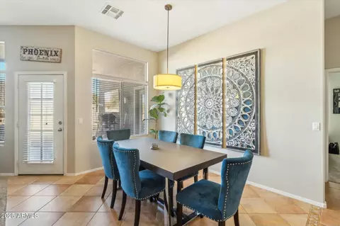 906 E Beautiful Ln, Phoenix, AZ 85042 photo 10