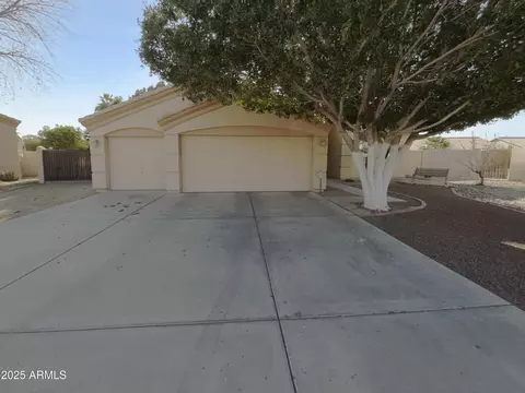 3313 N Lakeshore Ct, Avondale, AZ 85392