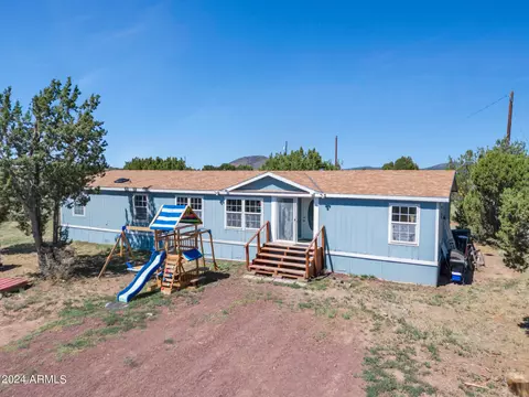 703 E Janel Dr, Williams, AZ 86046
