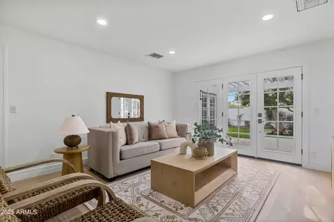 4131 E Minnezona Ave, Phoenix, AZ 85018 photo 3