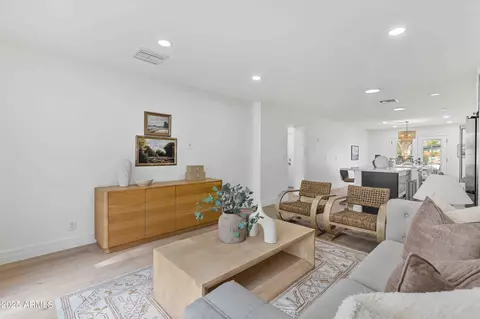 4131 E Minnezona Ave, Phoenix, AZ 85018 photo 5