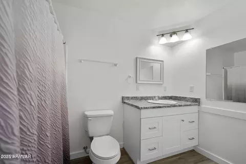 Bath - 723 E Tori Cir, Springerville, AZ 85938 photo 2 of 2