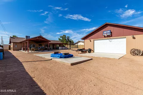 Exterior - 2031 S Cactus Rd, Apache Junction, AZ 85119 photo 6 of 9