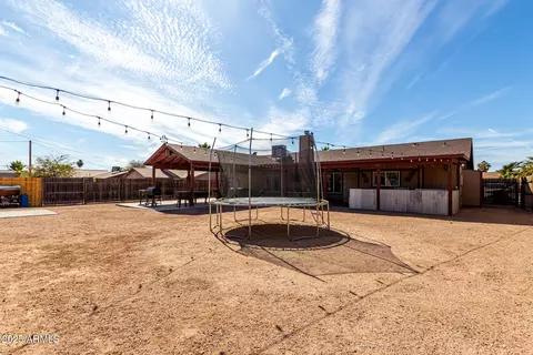 Exterior - 2031 S Cactus Rd, Apache Junction, AZ 85119 photo 7 of 9