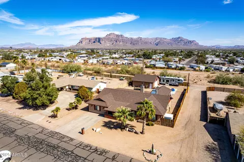 View/Area - 2031 S Cactus Rd, Apache Junction, AZ 85119 photo 3 of 13