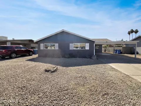 3009 W Laurel Ln, Phoenix, AZ 85029