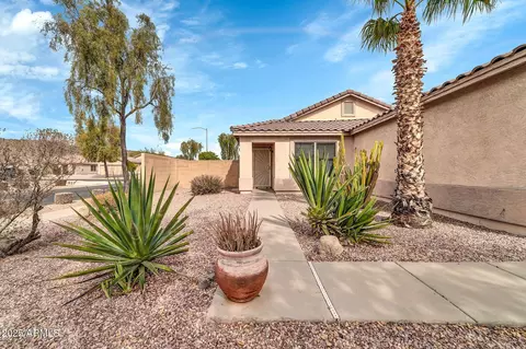 Exterior - 3060 W Roberta Dr, Phoenix, AZ 85083 photo 3 of 8