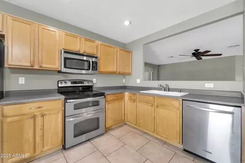 Kitchen - 3060 W Roberta Dr, Phoenix, AZ 85083 photo 3 of 4