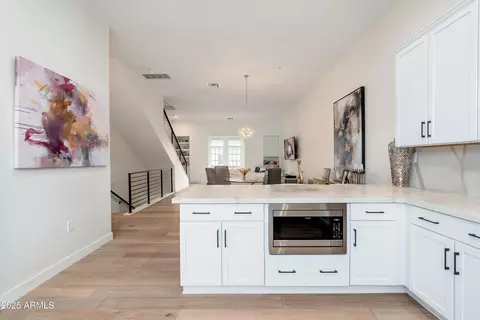 4438 N 27th St #24, Phoenix, AZ 85016