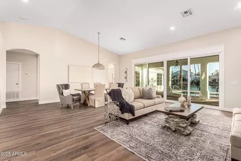 Living - 2043 E Clipper Ln, Gilbert, AZ 85234 photo 2 of 7