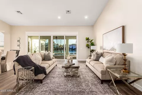 Living - 2043 E Clipper Ln, Gilbert, AZ 85234 photo 1 of 7