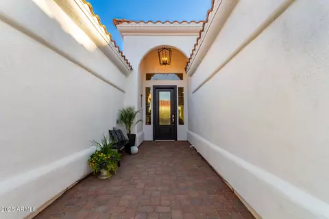 Entry Way - 2043 E Clipper Ln, Gilbert, AZ 85234 photo 1 of 3