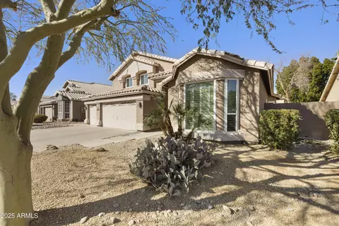 2744 E Brookwood Ct, Phoenix, AZ 85048