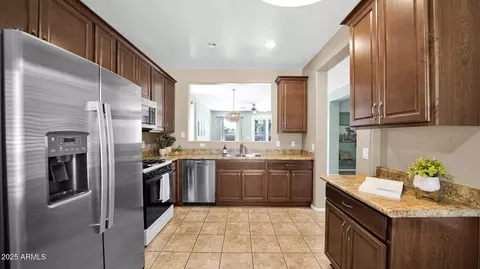 Kitchen - 3315 E Attleboro Rd, Gilbert, AZ 85295 photo 3 of 5