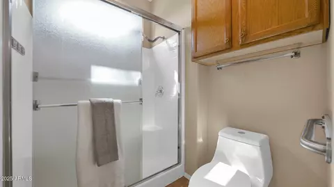 Bath - 3315 E Attleboro Rd, Gilbert, AZ 85295 photo 2 of 3