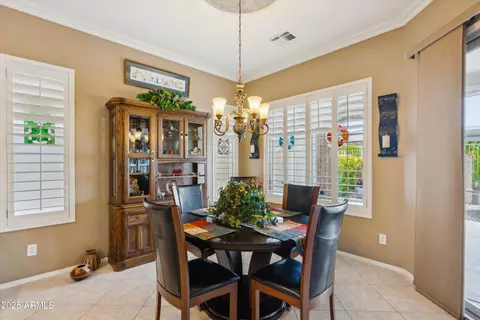 Dining - 4662 E Blue Spruce Ln, Gilbert, AZ 85298 photo 1 of 3
