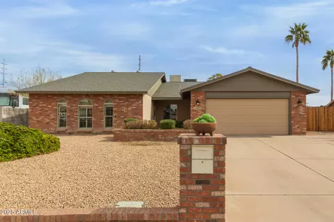 19225 N 31st Dr, Phoenix, AZ 85027