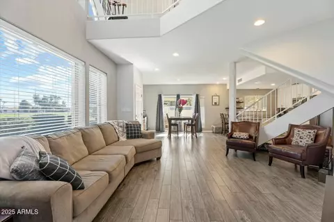 8813 S 51st St #3, Phoenix, AZ 85044