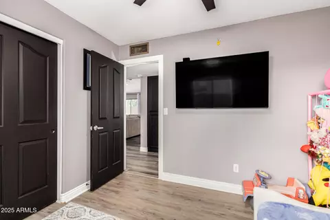819 E Audrey Ln, Phoenix, AZ 85022 photo 13