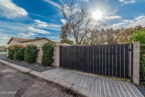 4138 E Palm Ln, Phoenix, AZ 85008 photo 8