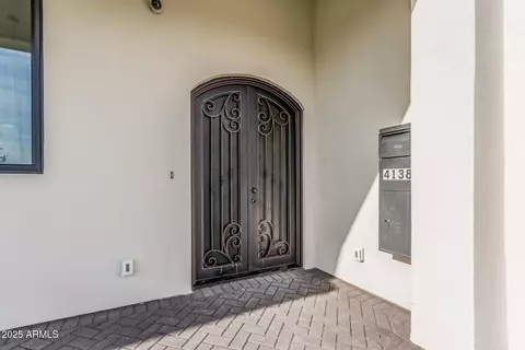 4138 E Palm Ln, Phoenix, AZ 85008 photo 9