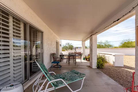 Exterior - 1202 E Winged Foot Rd, Phoenix, AZ 85022 photo 2 of 8