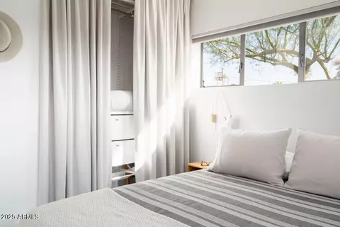 Bedroom - 4530 N 9th Ave, Phoenix, AZ 85013 photo 1 of 3