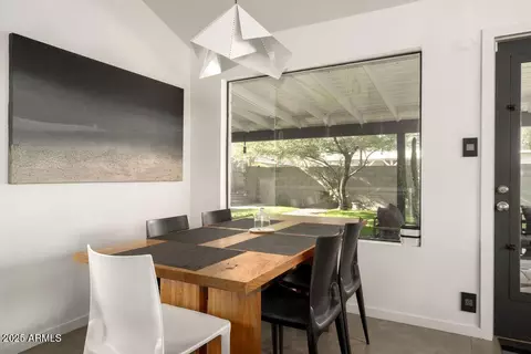 Dining - 4530 N 9th Ave, Phoenix, AZ 85013 photo 1 of 2
