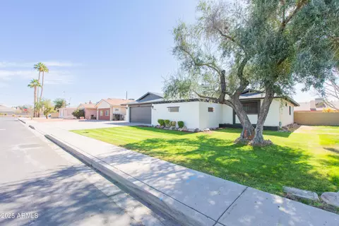 837 E Divot Dr, Tempe, AZ 85283 photo 58