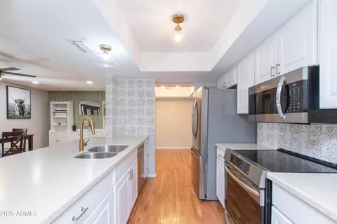 837 E Divot Dr, Tempe, AZ 85283 photo 17