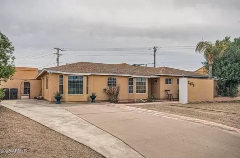 2929 N 55th Pl, Phoenix, AZ 85018