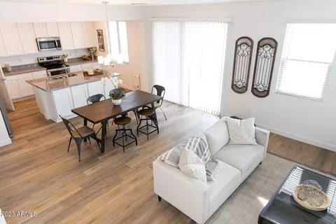 5826 S Daisy Patch Pl, Phoenix, AZ 85040 photo 6