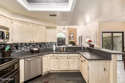3238 E Ashurst Dr, Phoenix, AZ 85048 photo 25