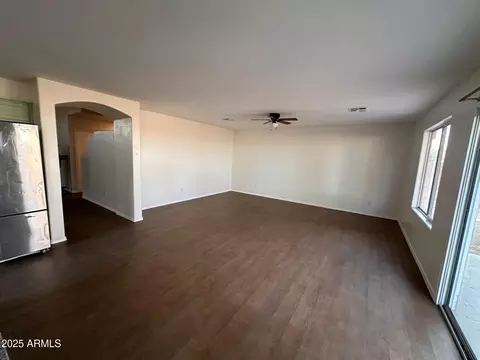 2016 S 66th Ln, Phoenix, AZ 85043 photo 4