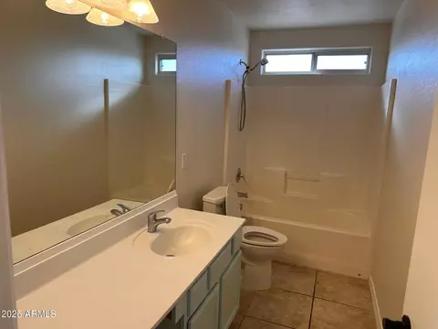 2016 S 66th Ln, Phoenix, AZ 85043 photo 18