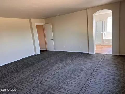 2016 S 66th Ln, Phoenix, AZ 85043 photo 13