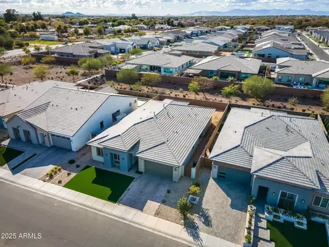 6336 S Granite St, Gilbert, AZ 85298 photo 5