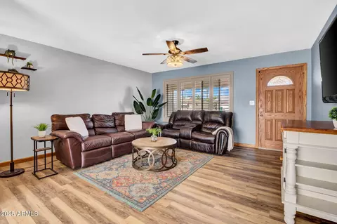 6329 E Dodge St, Mesa, AZ 85205 photo 4