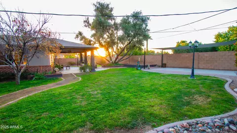824 W Luke Ave, Phoenix, AZ 85013