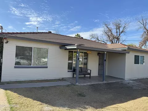 6532 N 60th Ave N, Glendale, AZ 85301